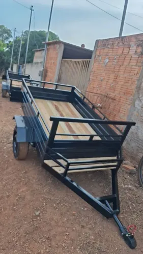Vendo carretinha aparti de 2.500 
