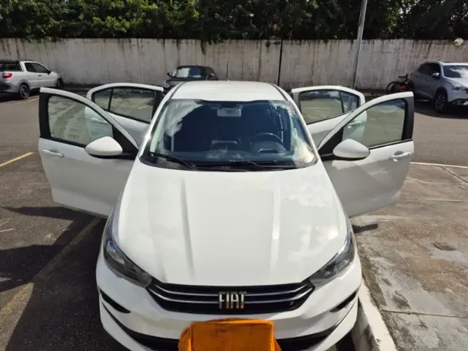 Fiat Cronos Drive 1.0 6V 2024
