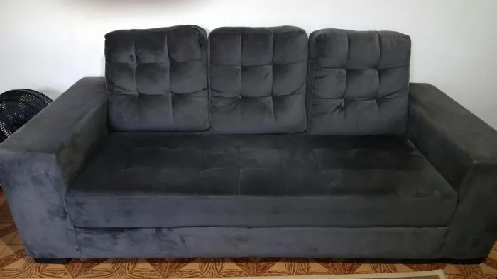 Vendo sofá 3 lugares