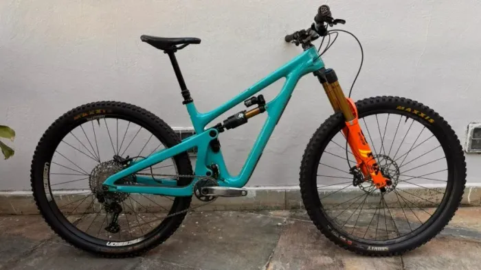 YETI SB150 TURQ SERIES - TAMANHO M - 2021