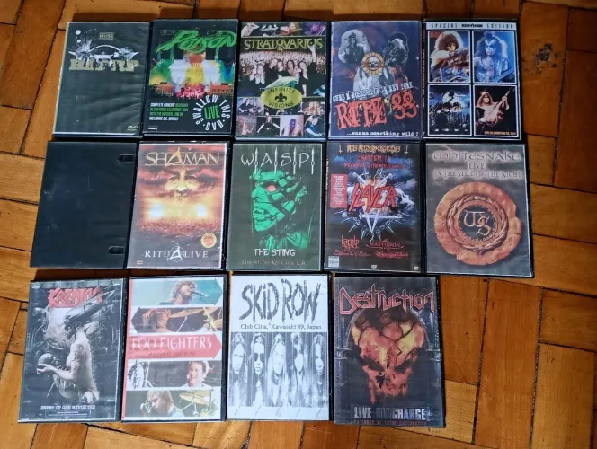Lote de dvds similares (shows rock)