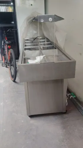 Buffet self service