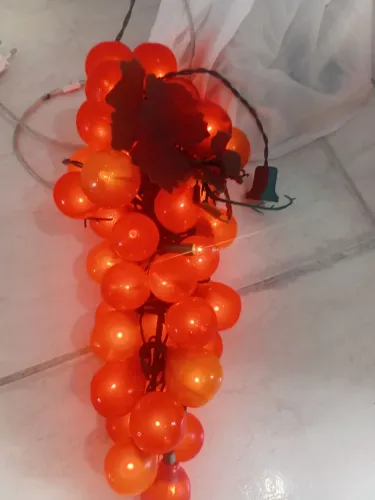 Pinguim de Natal 150 sair hoje e cachos de uvas de Natal semi novo tudo 150 moro nilopoli