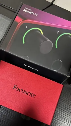 PLACA DE ÁUDIO FOCUSRITE 2I2 ULTIMA GERAÇÃO