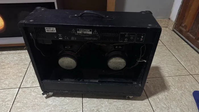 Amplificador roxy mg212