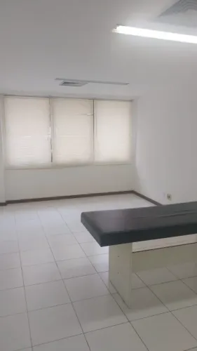 Consultório para aluguel tem 35 metros quadrados em Barra da Tijuca - Rio de Janeiro - RJ