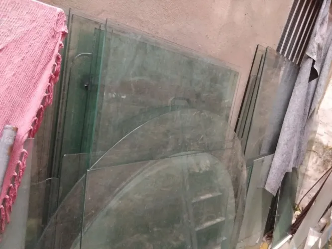 Vidros retangular pra mesa