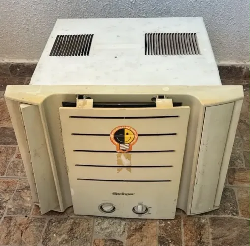 AR-CONDICIONADO SPRINGER 7.500 BTUs