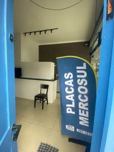 Emplacadora