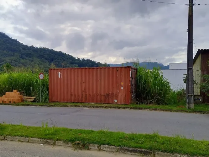 Terreno 212m² em Condomínio - Alto Aririú