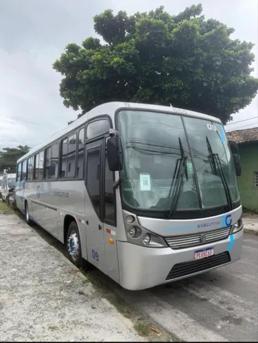 Ônibus Comil Versátile rodoviário com ar