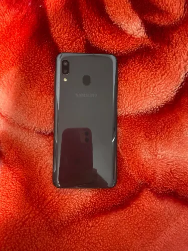 Samsung A 20
