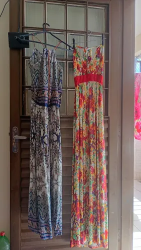 Vende-se estes vestidos longe 5 reais cada 