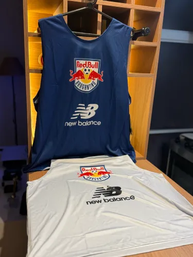 Coletes originais Red Bull Bragantino