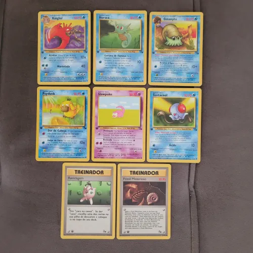 Lote com 8 cartas Pokémon Fóssil 1a Edição First Edition