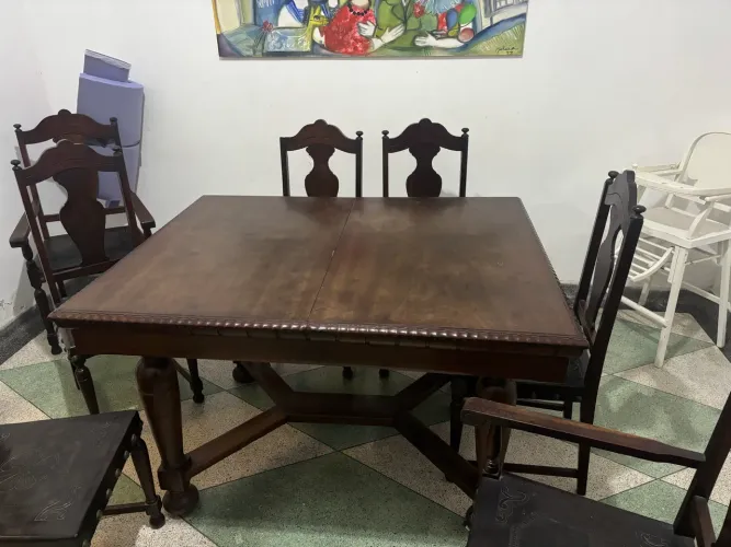 Mesa Antiga Retrátil Maciça + 8 Cadeiras + Buffet