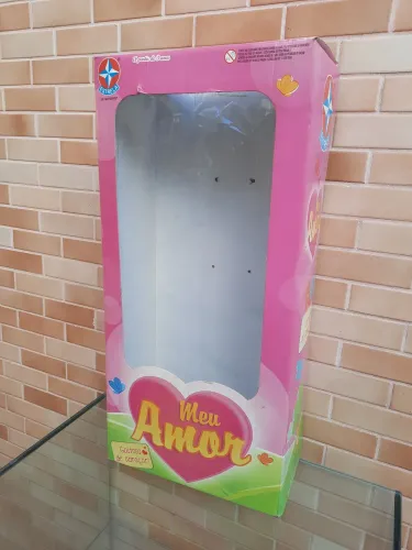 Caixa vazia da boneca Meu Amor da Estrela **leia a descrição**