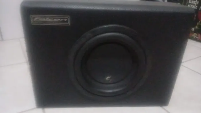 Caixa de som falcon 8 200W RMS no pix 