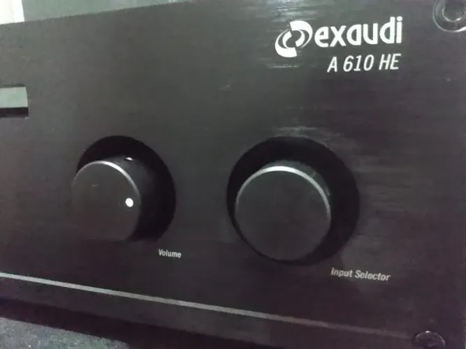 Amplificador Integrado Exaudi A610