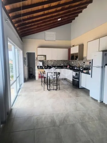 Chácara a venda Condomínio Santa Rosa, 3 dormitórios, 1 suíte, piscina, Currupira, Jundiaí