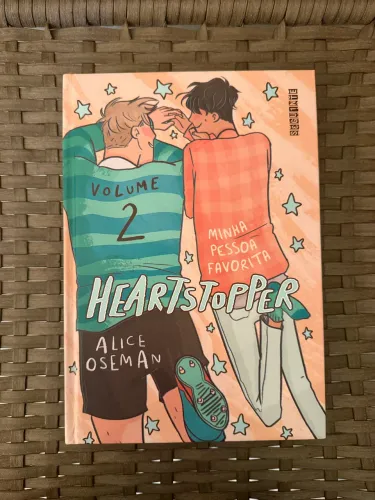 livro heartstopper volume 2