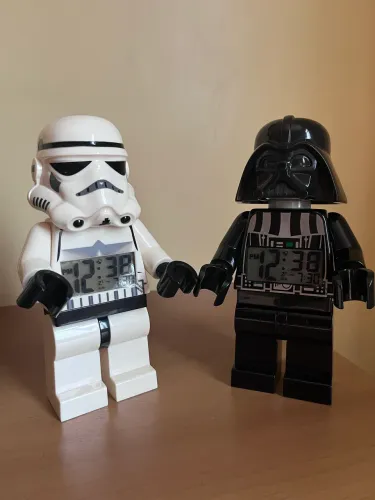 Rádio Relógio Despertador Digital Star Wars - Darth Vader &  Stormtrooper Lego
