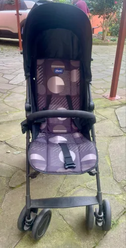 Carrinho de bebê marca Chicco modelo London