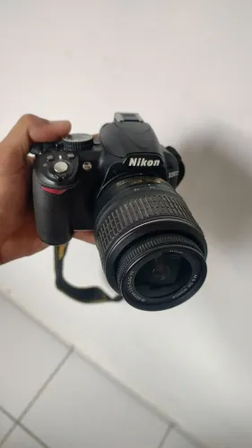 Câmera Nikon D3100