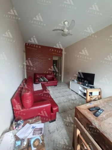 Apartamento de 90m2° na quadra da praia de Copacabana posto 4 com vaga na escritura