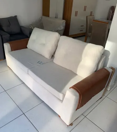 Sofá 2 lugares em linho bouclê frete grátis entrego hoje R$ 1.299,99 a vista