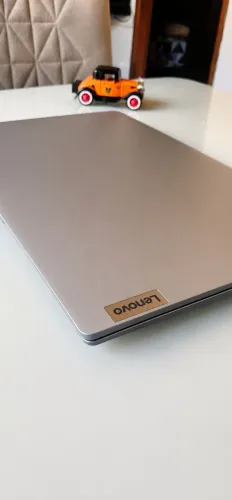 Notebook Lenovo Ideapad 1i i3 1215u