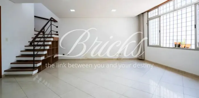 CASA DE VILA À VENDA NO CAMPO BELO - 172 M² / 3 SUÍTES