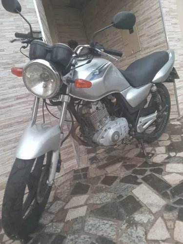 Suzuki Yes 125EN Mod 2011 ( completa)