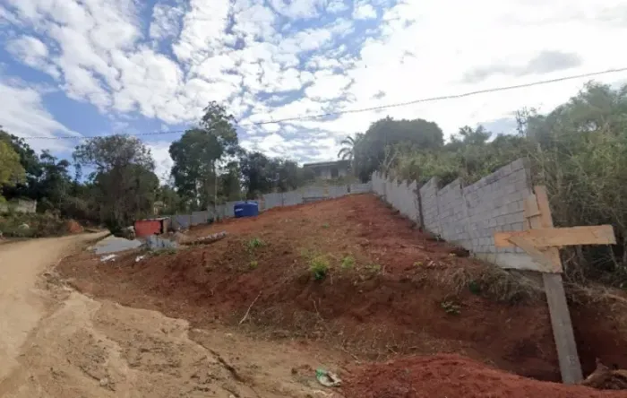 Imóvel para venda possui 514 metros quadrados em Jardim - Saquarema - RJ