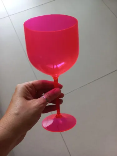 Taças de gin acrilicas