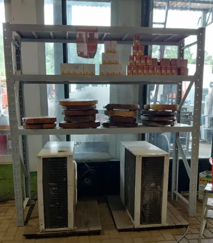 MINI PORTA PALETES NOVO - OPORTUNIDADE! MELHOR CUSTO BENEFÍCIO! APENAS R$1.150.00 CONJUNTO