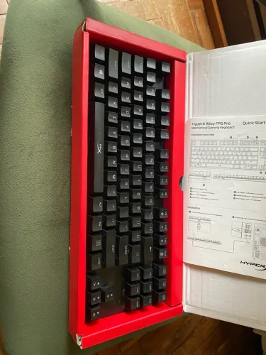 HYPERX ALLOY FPS PRO (preço negociável)