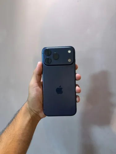 17 Pro Max 256GB - 1 ano garantia 