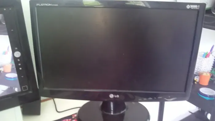 Monitor Da LG Preço abaixo pois Não Vai Com O VGA 