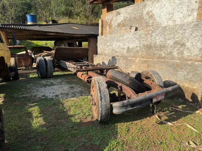 Chassis caminhão chevrolet c60