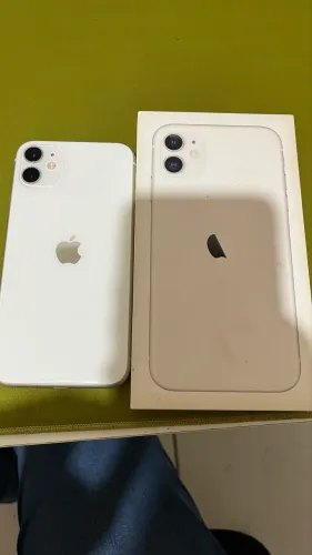 iPhone 11 64gb (Todo Original Com Caixa)