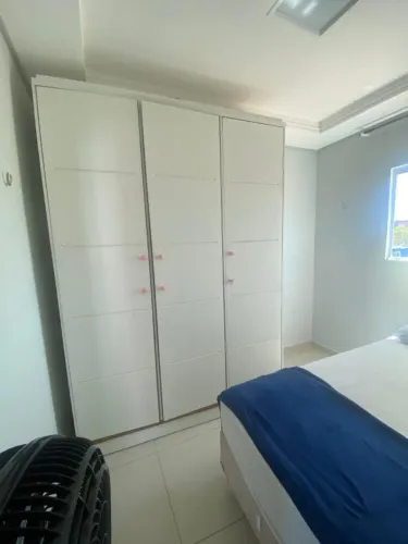 Guarda roupas- seminovo