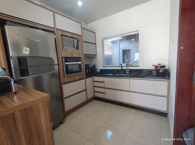 Cozinha completa planejada.