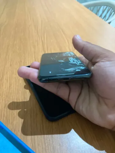 iPhone 11 Pro 256 gb novo leia descrição