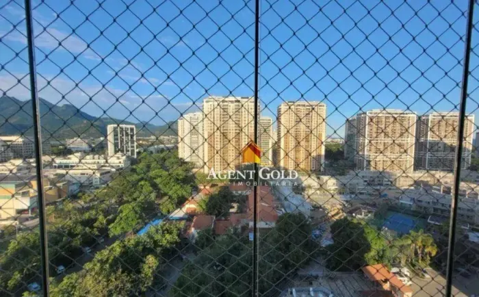 Apartamento Parque das rosas quarto sala com dependência à venda - Barra da Tijuca - Rio d