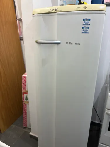Geladeira Eletrolux