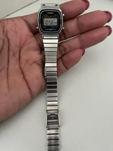 Relógio Feminino Digital Casio Vintage
