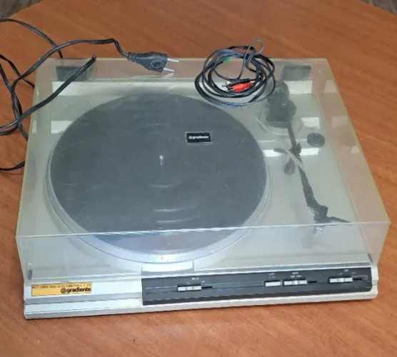 Toca Discos Gradiente S 126 