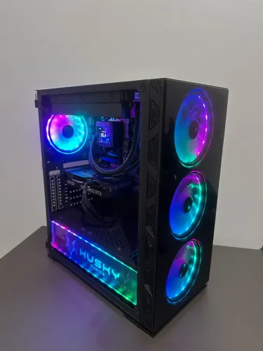 RYZEN 5700X + 16GB + RTX 4060Ti