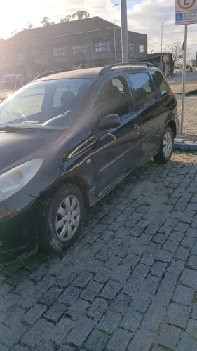 Peugeot 207 SW XR Sport 1.4 Flex 8V 5P 2010